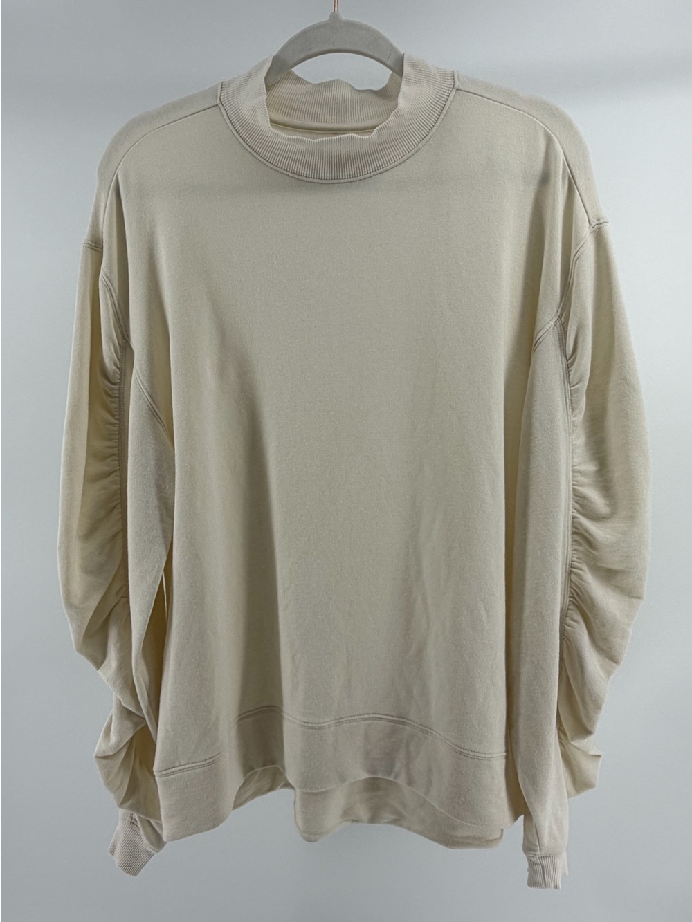 CALIA Carrie Underwood Cream Soft Stretch Ruched Sleeve Mockneck Pullover Medium